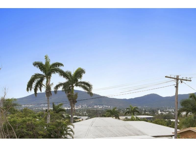 25 Barambah Street, Wandal QLD 4700